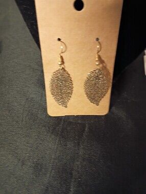 Delicate Gold Leaf Drop Earrings - Women Jewelry
